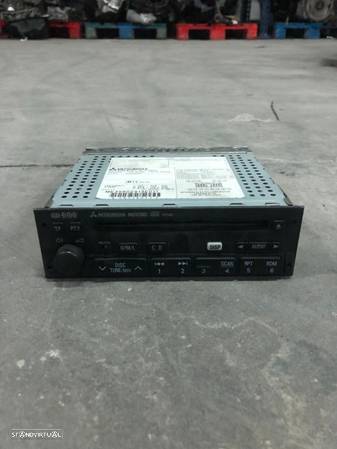 Radio Mitsubishi Pagero 3.2 2002 2003 - 1