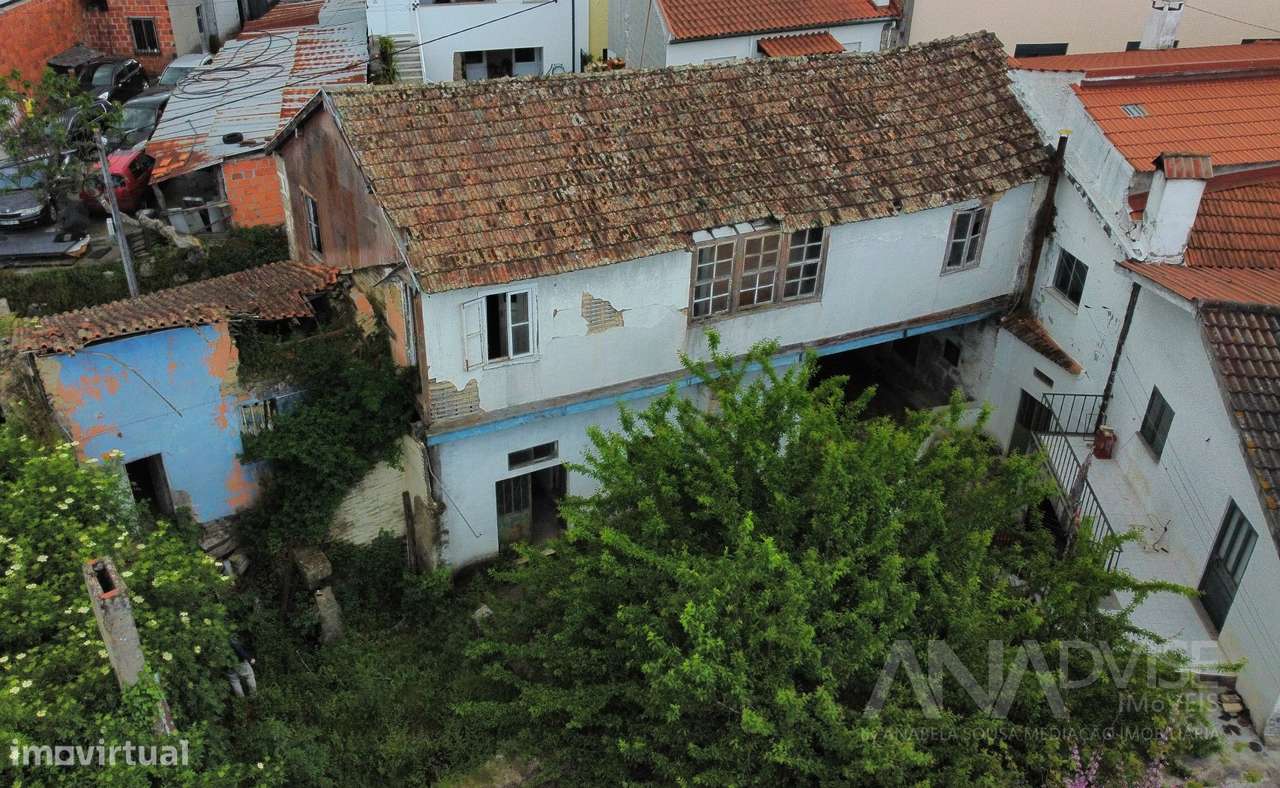 Moradia para Restaurar T4 Venda em Rio de Loba,Viseu - Grande imagem: 3/25