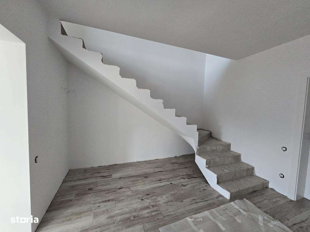 De vanzare Parte de Duplex, zona Centru. - Imagine principală: 2/15