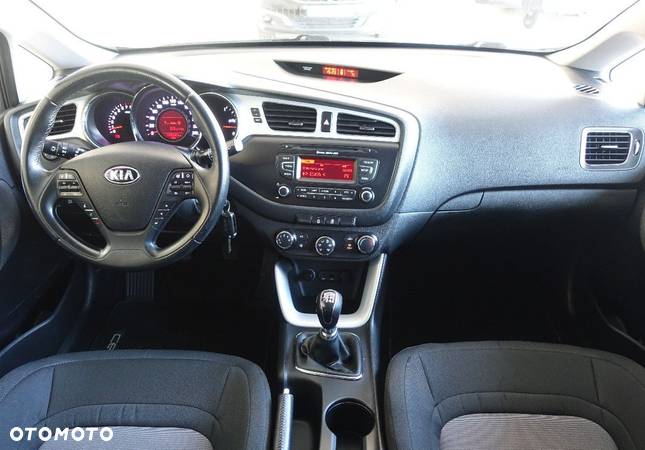 Kia Ceed - 19