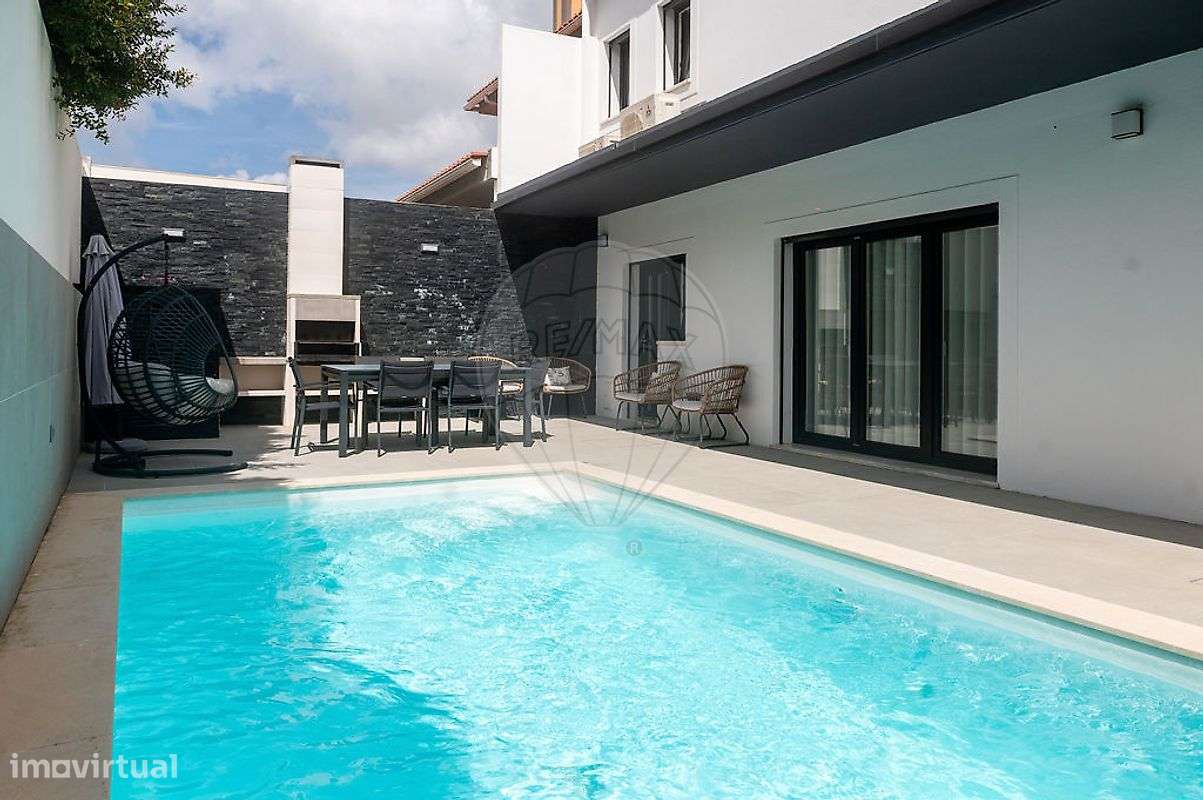 Moradia T4 para venda-9