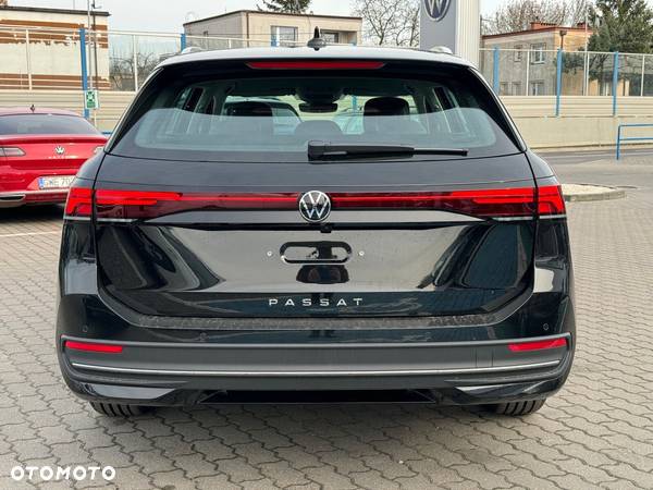 Volkswagen Passat 2.0 TDI EVO Business DSG - 17