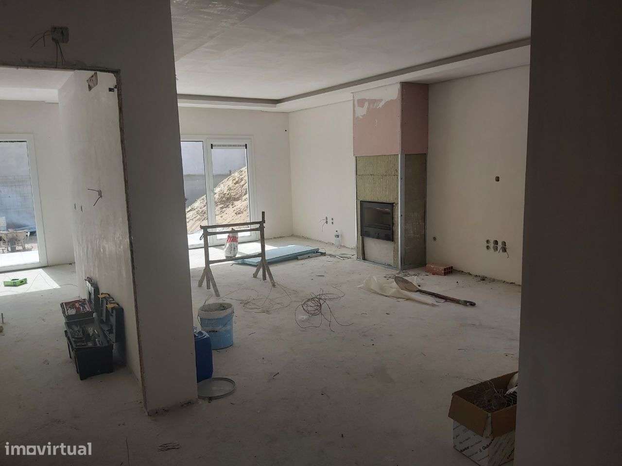 Excelente Moradia Isolada Duplex com 5 Assoalhadas - Grande imagem: 2/29