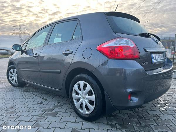 Toyota Auris 1.33 VVT-i Active - 7