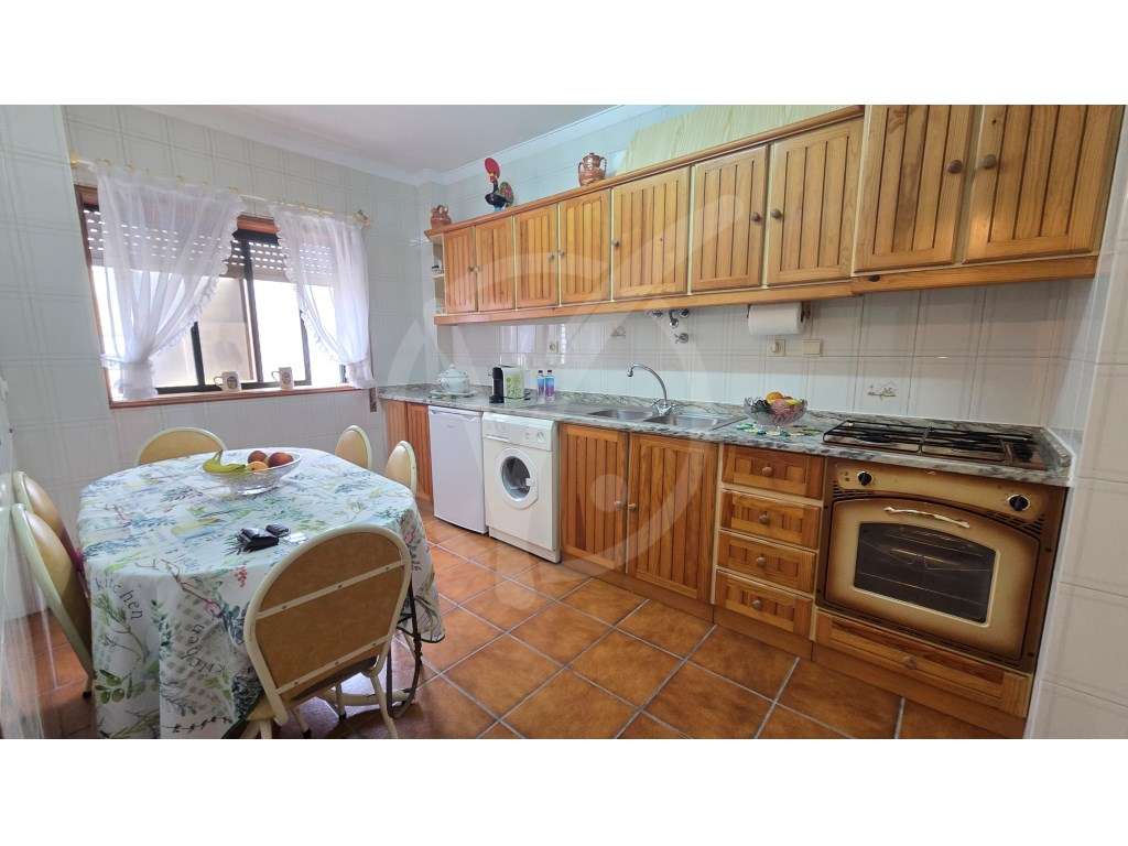 Apartamento T2 em Aver-o-Mar - A 100 metros da Praia-5
