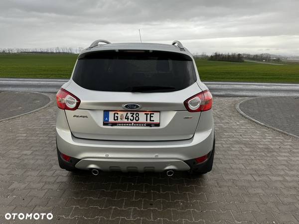 Ford Kuga 2.0 TDCi 4x4 Titanium - 14