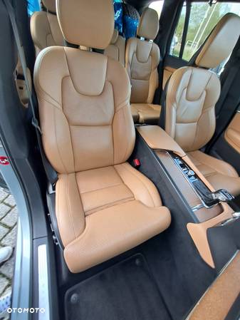 Volvo XC 90 D5 SCR AWD Inscription 7os - 25