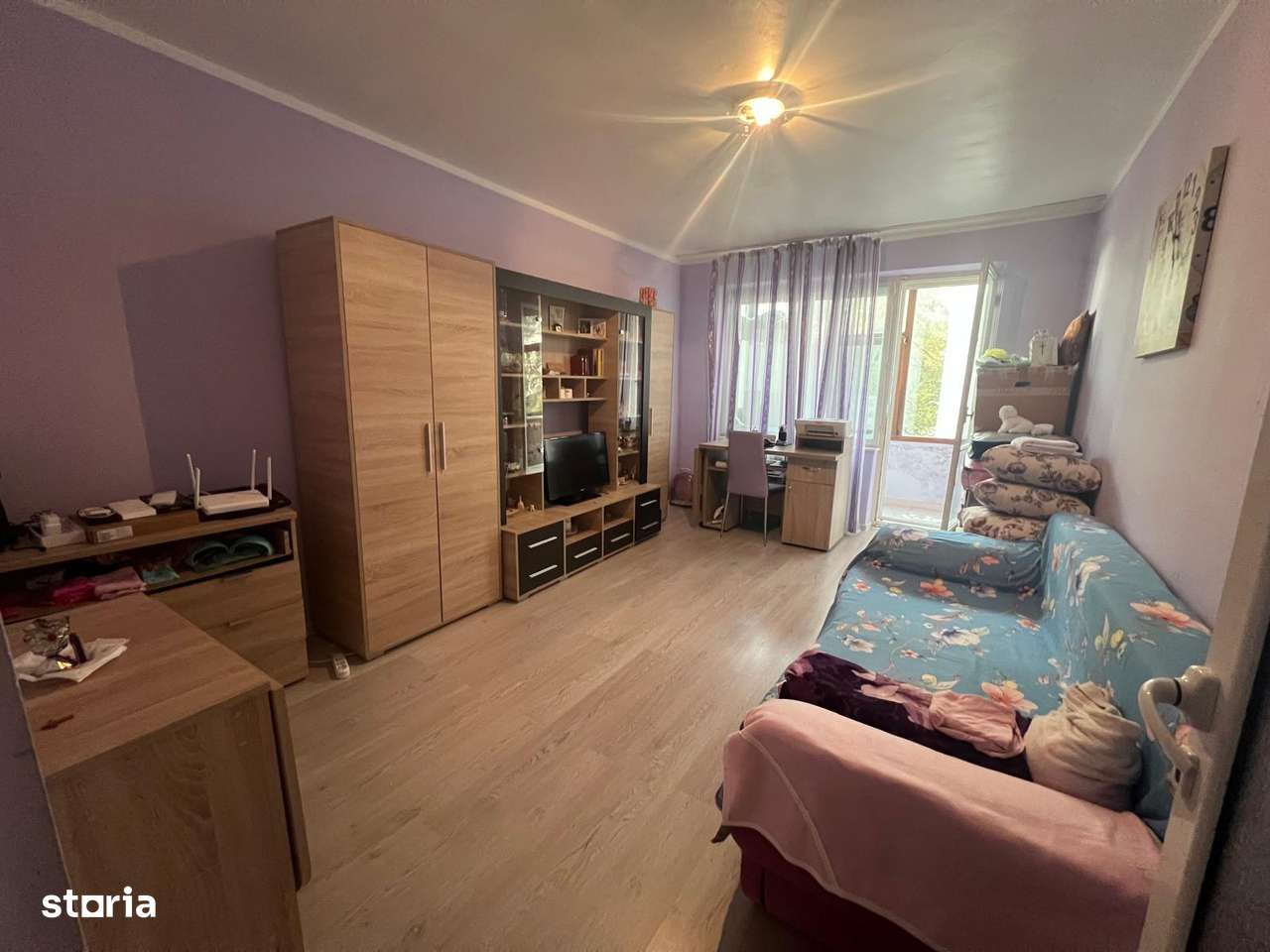 VAND 2 CAMERE CENTRU PRET 65.000 EURO-0