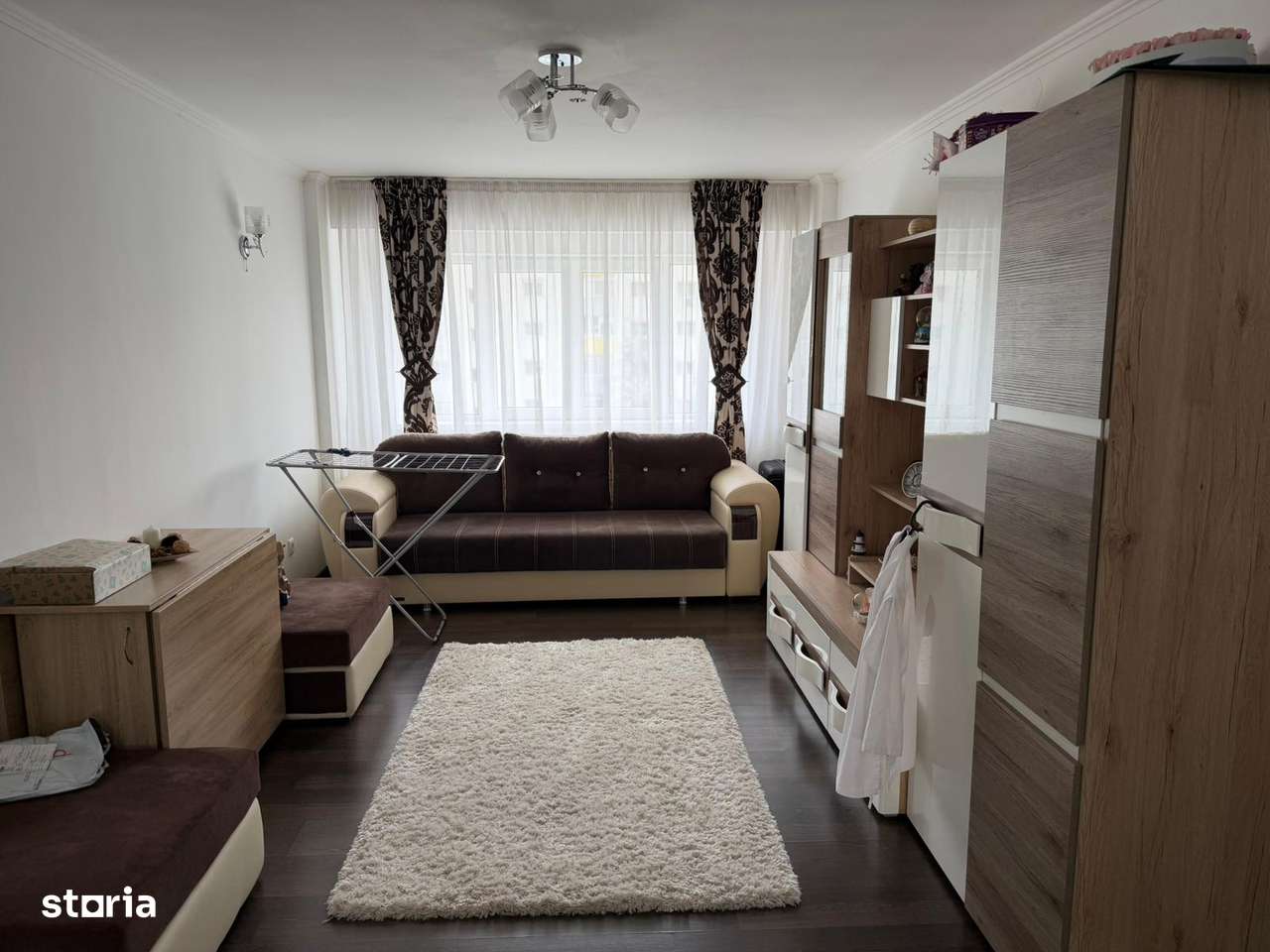 Apartament 4 camere 90 mp, etajul 3 - zona centrala-7