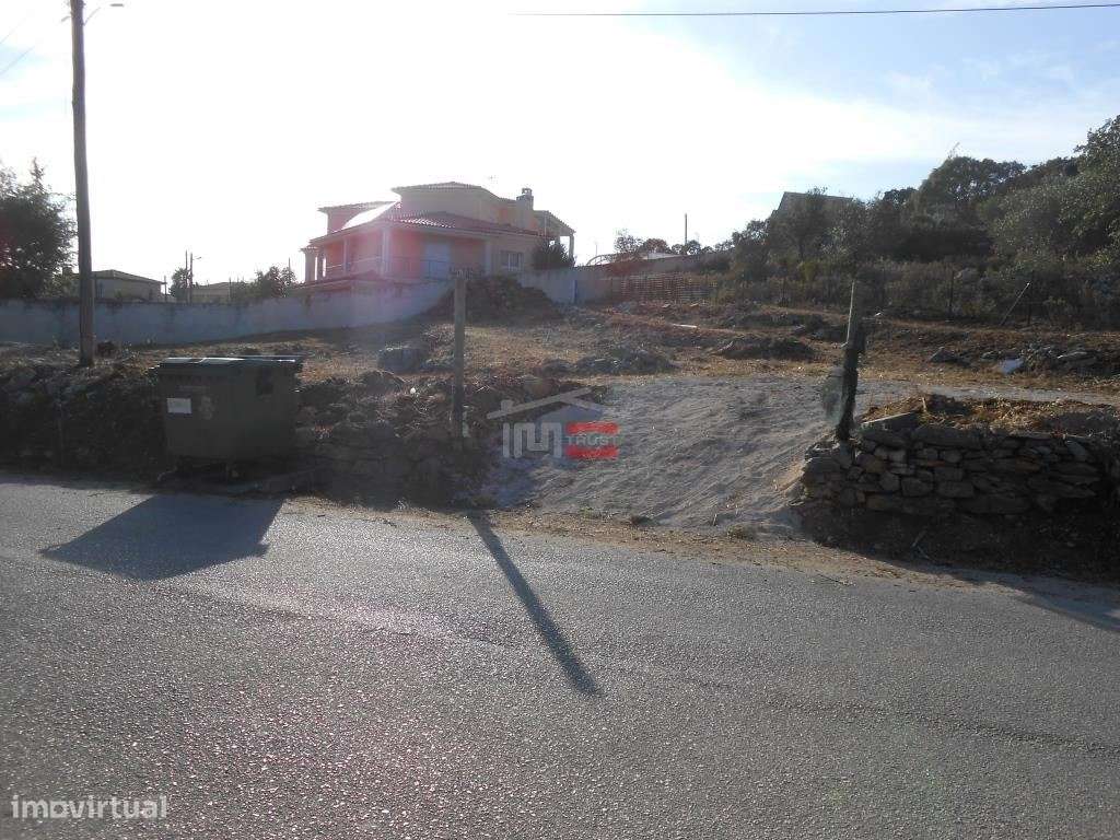 Terreno para construção - Grande imagem: 3/13