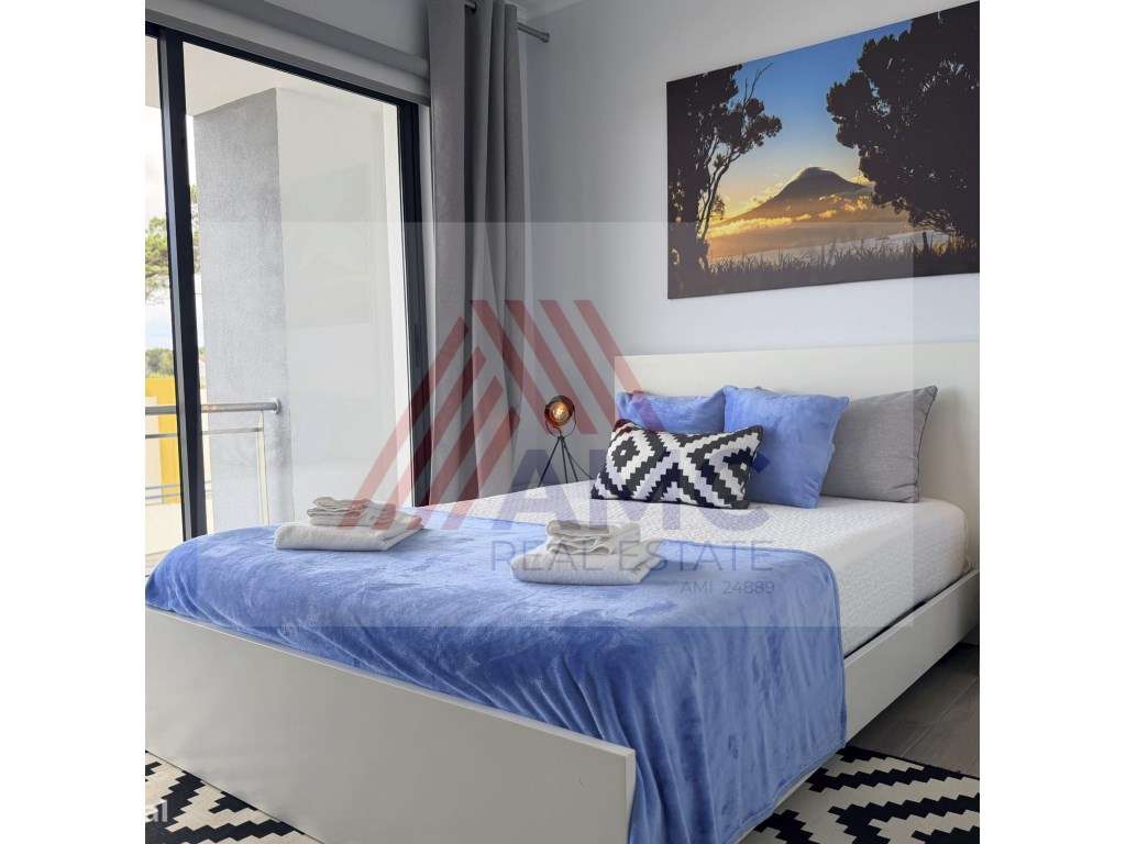VENDE-SE EXCELENTE APARTAMENTO NO CENTRO DA VILA DA MADALENA-11