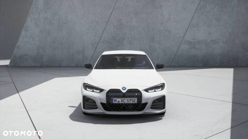 BMW i4 eDrive 35 M Sport - 9