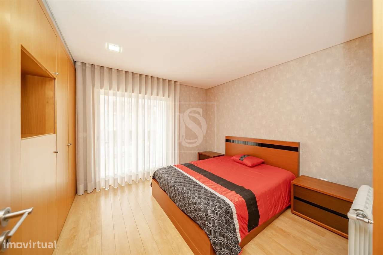 Moradia T4 com 2 Suites em Gamil – Barcelos-19