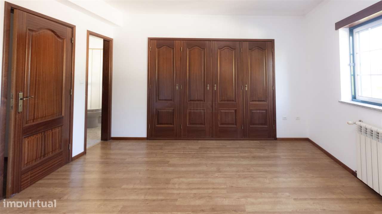 Moradia Geminada T3+1 – Viso Norte, Viseu-19