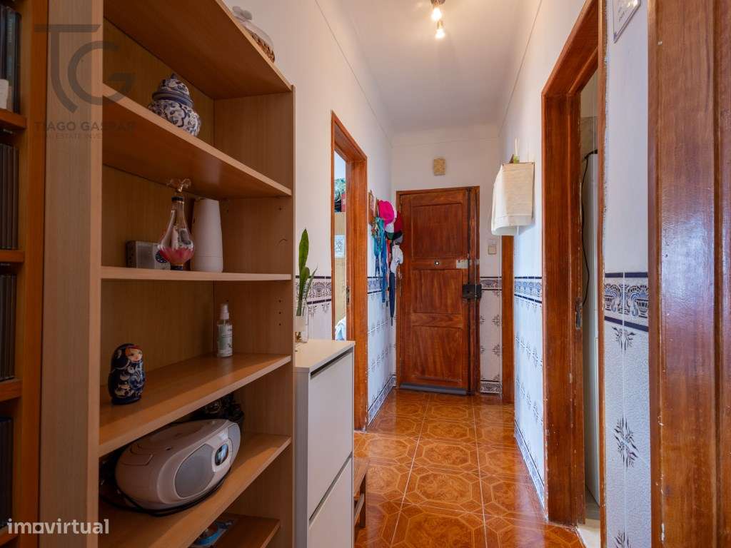 Apartamento T2 em Queluz-Belas junto à Estação-7