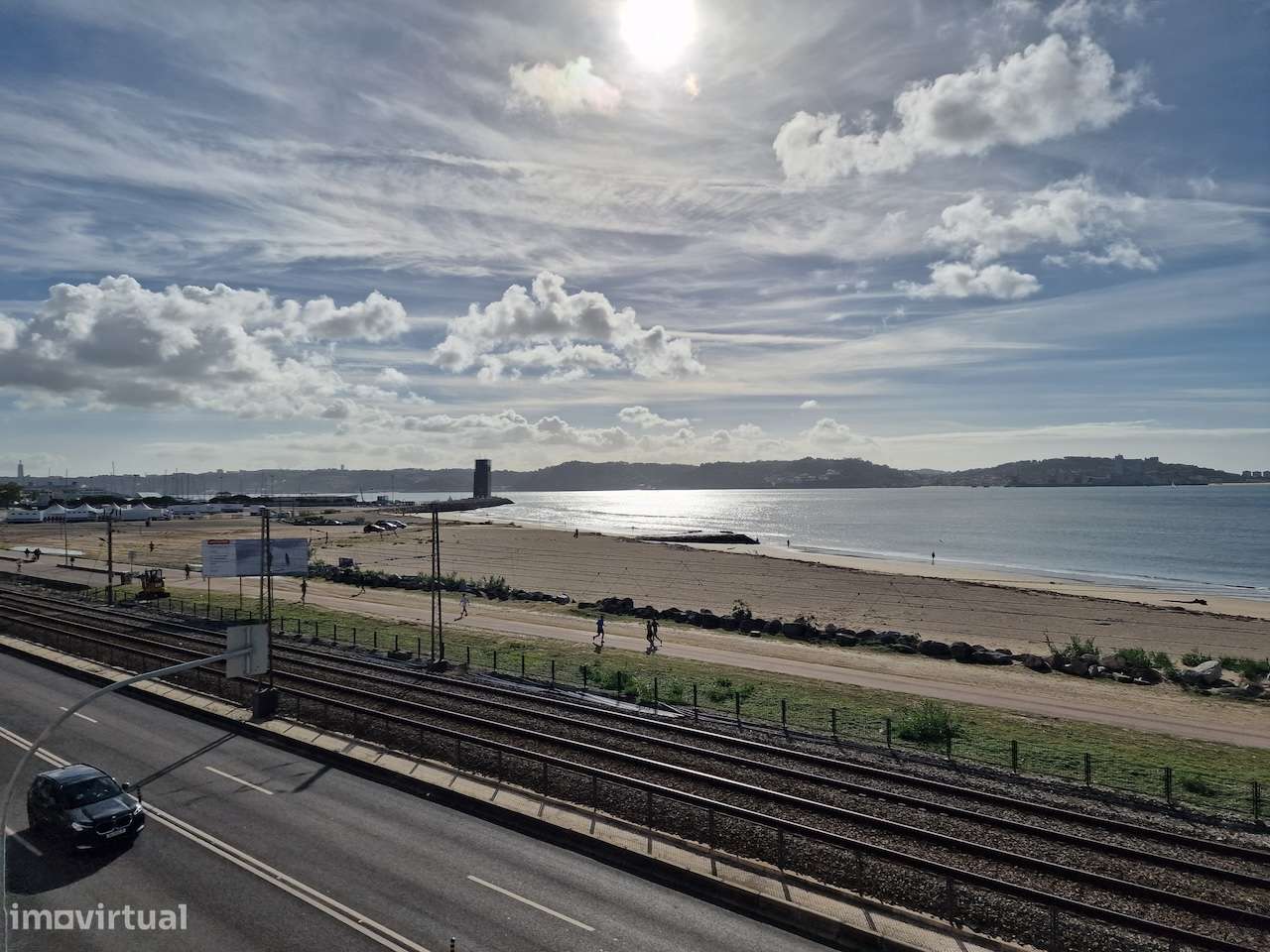 Apartamento T4 à Venda no Dafundo com Vista Deslumbrante para o Rio-23