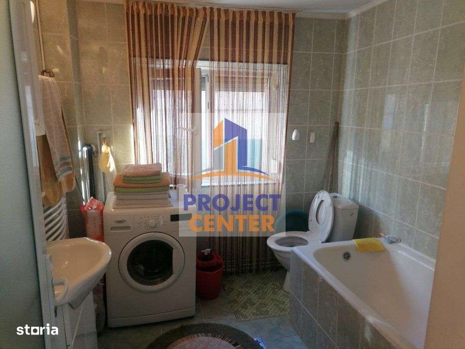 Casa  3 camere, Pitesti, Pensiunea Cristal - Imagine principală: 5/14