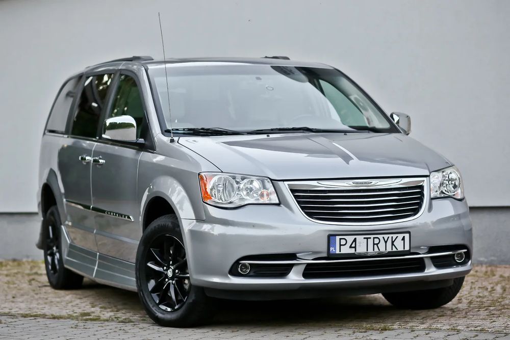 Chrysler Town & Country V (2007-2016) 3.6 Limited 2014