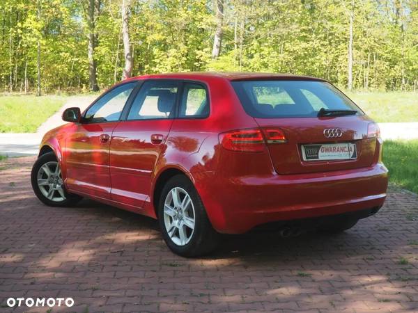 Audi A3 2.0 TDI Sportback DPF quattro S line Sportpaket - 4