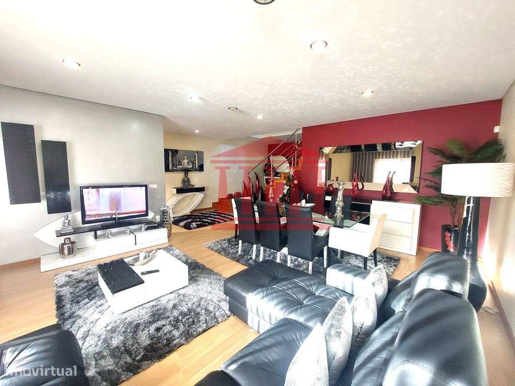 MORADIA V4 SEMINOVA-6