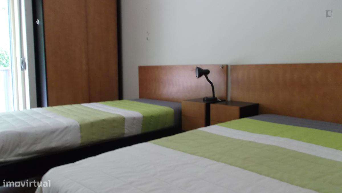 Estúdio - localizado em Paranhos Porto - Grande imagem: 2/4