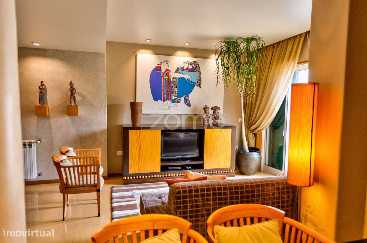 LUXUOSA MORADIA - LOCALIZAÇÃO PREMIUM NO CENTRO DE FAMALICÃO-20