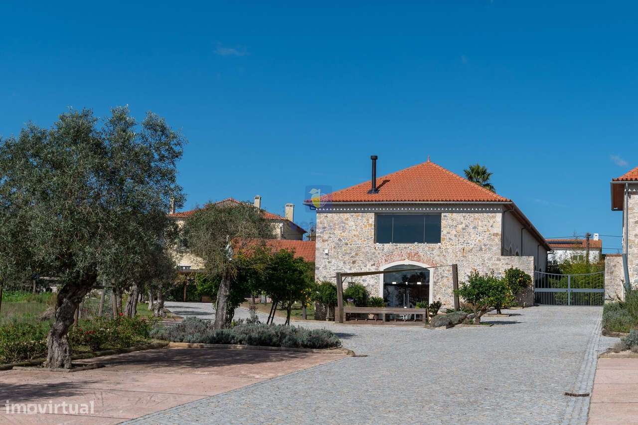 Moradia T3 Nova em fase de término da obra, com piscina, com possibili - Grande imagem: 5/22