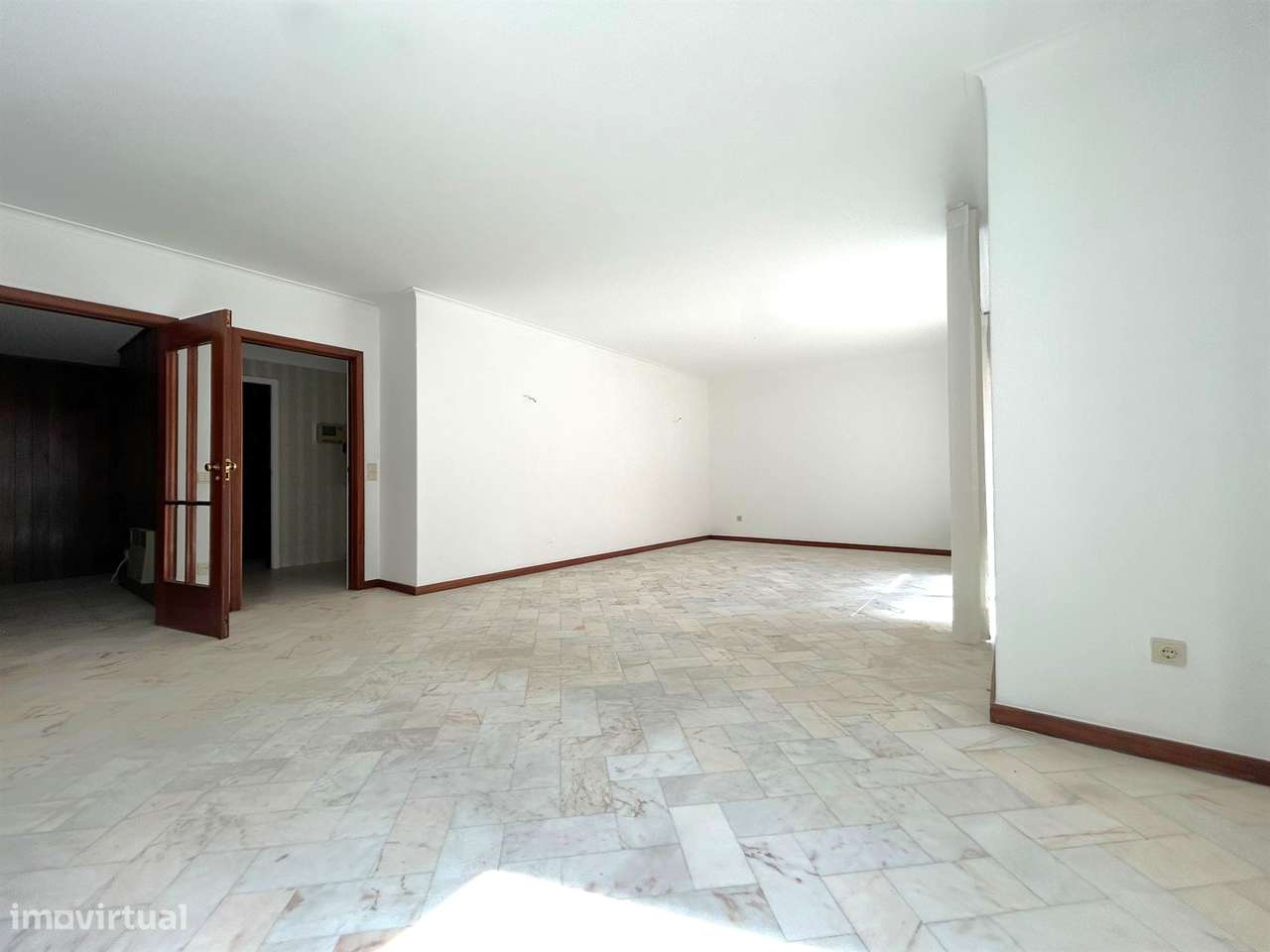 T4 para arrendamento | Varanda e Garagem | Foz do Douro - Grande imagem: 4/25