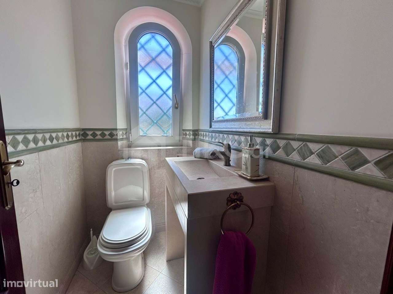 Moradia espaçosa com 4 quartos em Azambuja-13