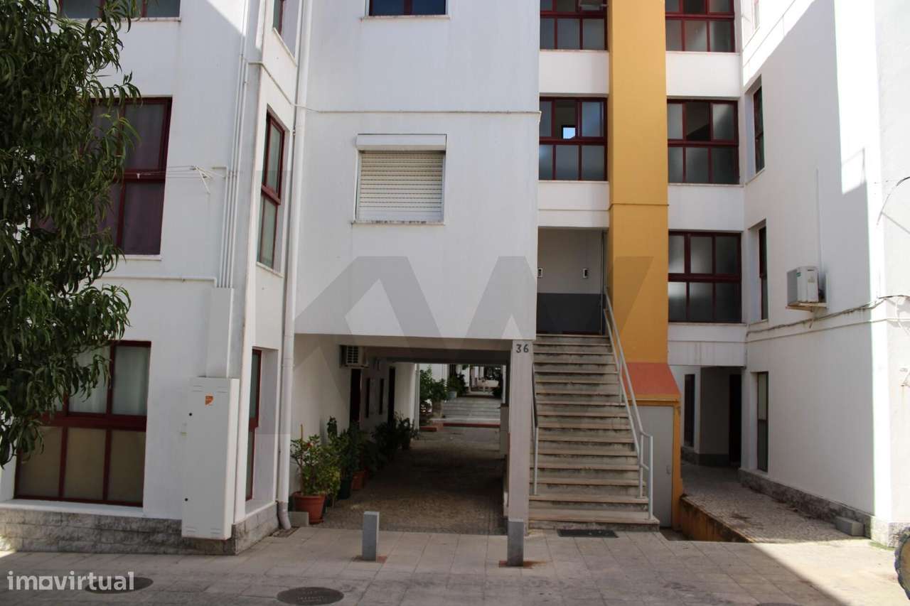 VENDE-SE APARTAMENTO T3 TOTALMENTE REMODELADO EM ÉVORA-17