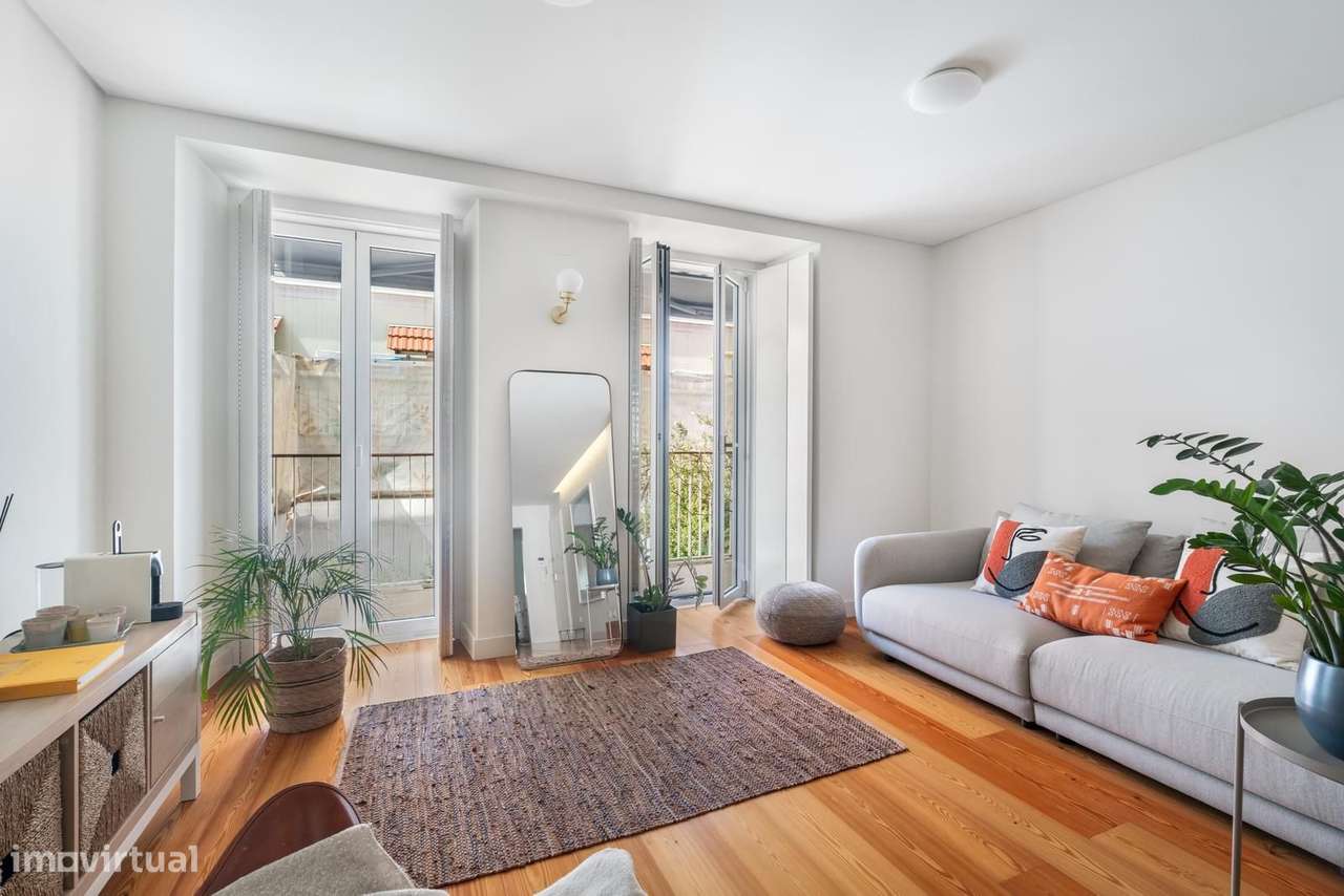 Duplex T2 com varanda, Campolide, Lisboa - Grande imagem: 4/32