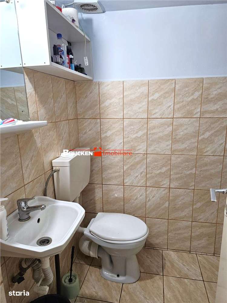 Casa spatioasa P+M cu spatiu comercial – Rogerius, zona Stadionului-8