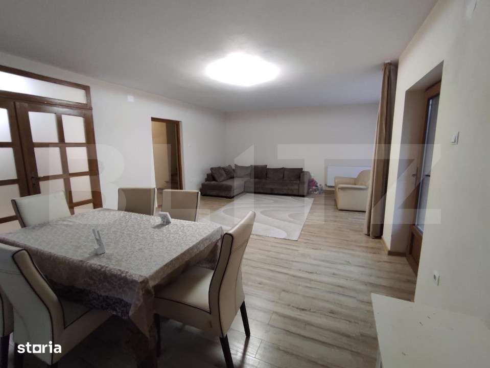 Casa cu 8  camere, 400mp, zona Samartin - Imagine principală: 2/19