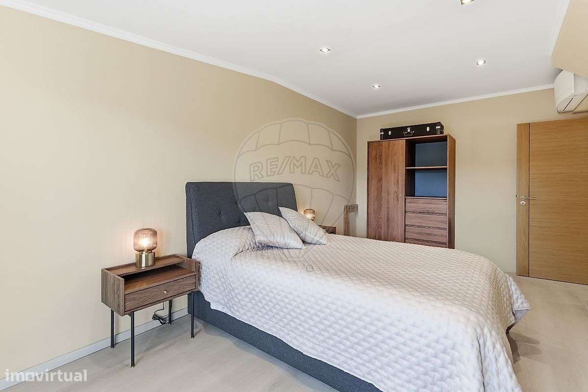 Moradia T4 para venda-28