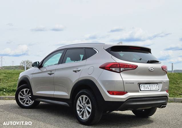 Hyundai Tucson 2.0 CRDi 4WD Automatik Advantage - 21