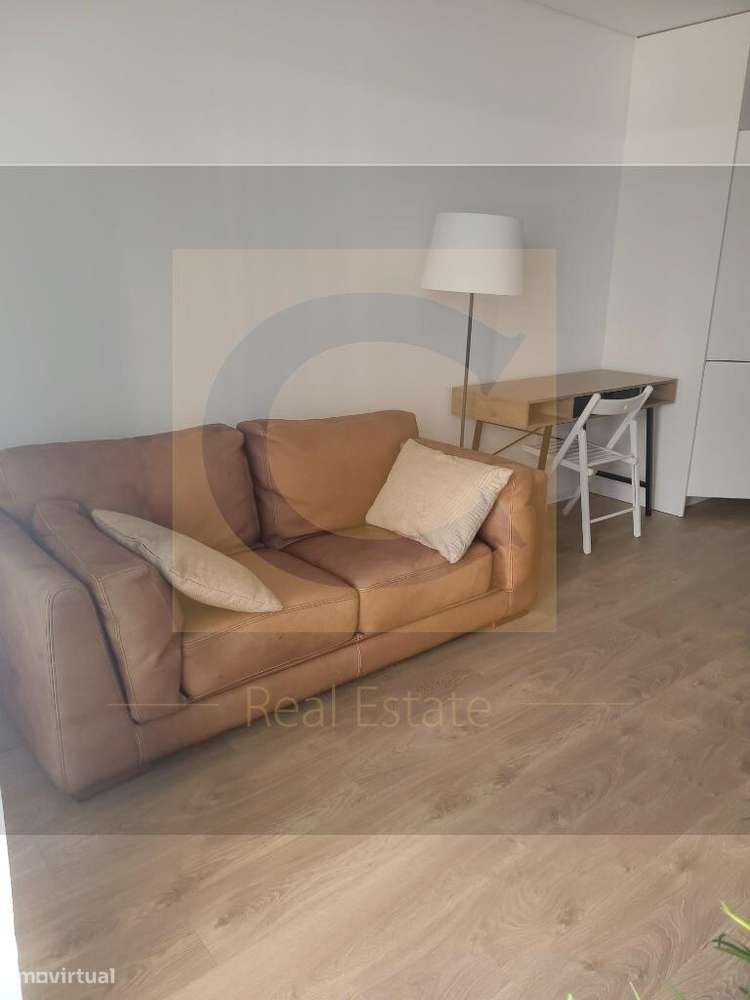 EXCELENTE T1 - EQUIPADO E MOBILADO - Lugar de garagem - Grande imagem: 3/27