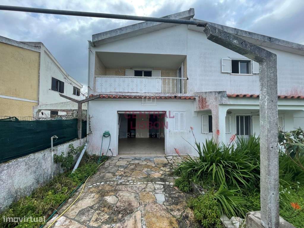 Moradia Unifamiliar - T3+1 - Lagoa de Albufeira - Sesimbra - Venda-1