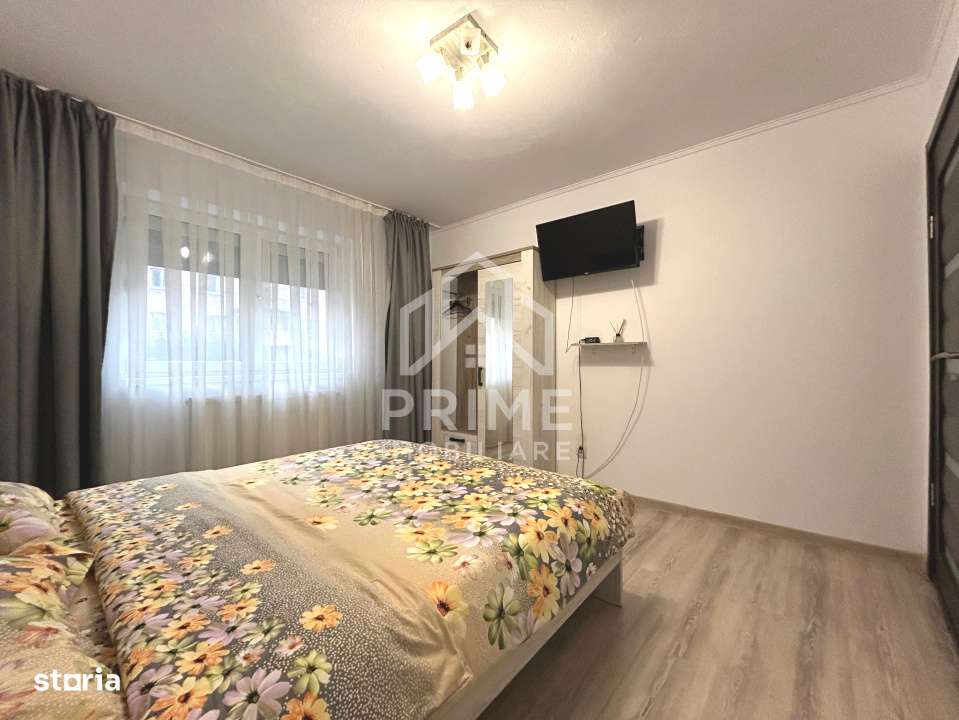 Apartament cu 3 camere, decomandat, 55 mp - CETATE - Imagine principală: 4/6