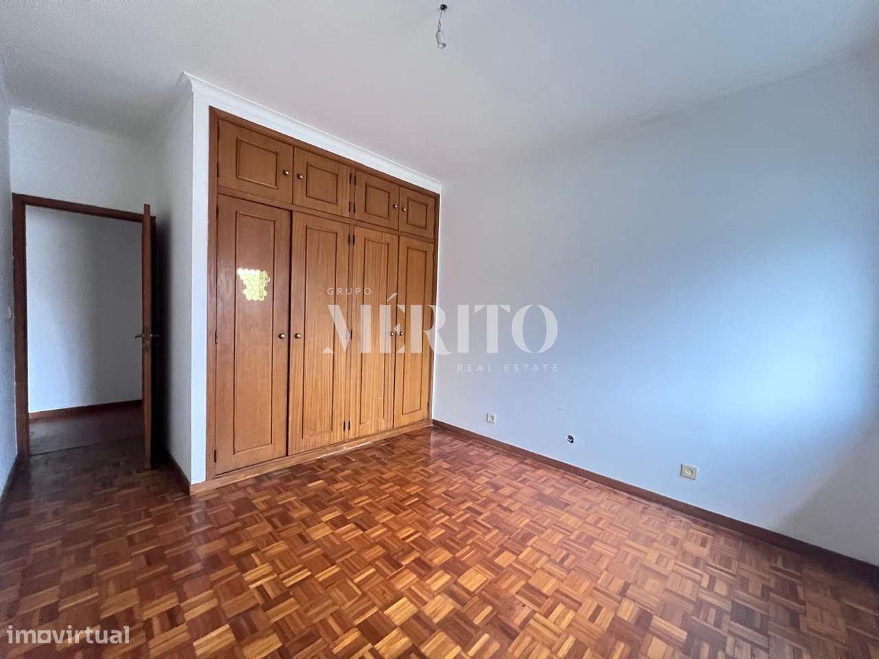 Apartamento T2+1 junto ao centro comercial Braga Parque - Grande imagem: 5/17