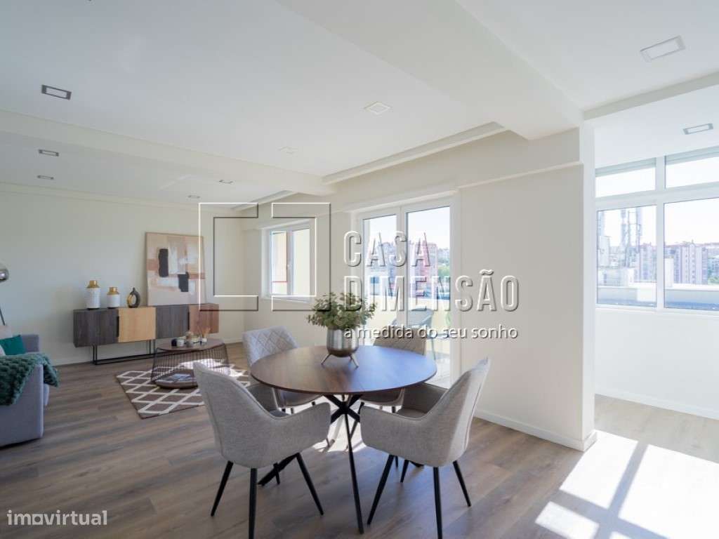 Apartamento T3 com Varanda em Benfica - Totalmente Mobilado e Pront...-34