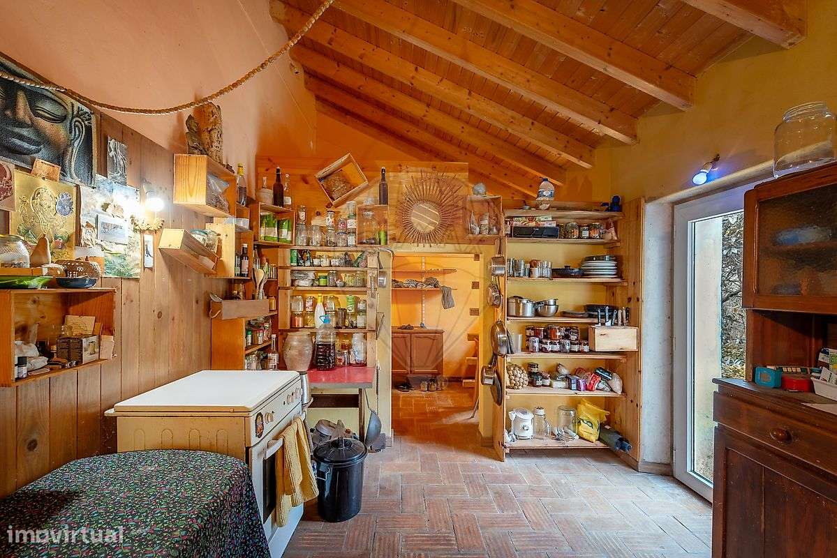 Moradia T4 para venda-5