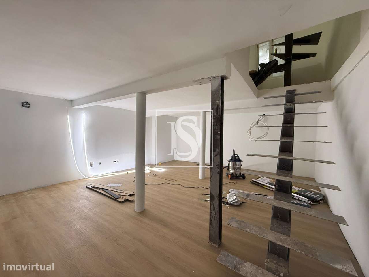 ✨ Moradia T3 Totalmente Renovada no Centro de Santarém ✨-2