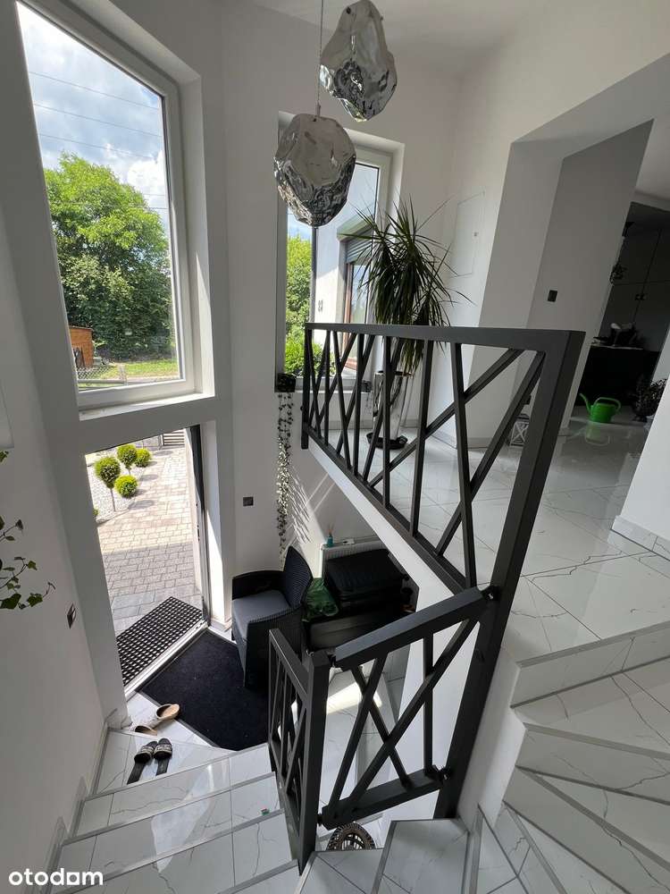 Nowoczesny dom 162m2 w zabudowie bliźniaczej, Ul. Nadrzeczna-1