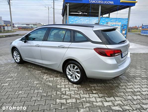 Opel Astra 1.5 D Start/Stop Sports Tourer Edition - 6