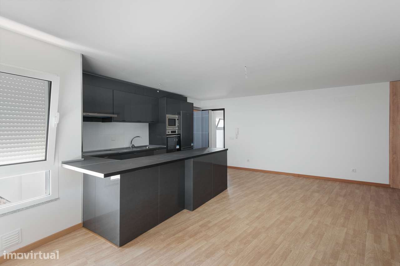 Apartamento T2 novo com garagem em Tortosendo-17