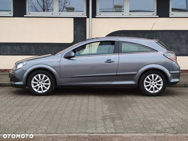 Opel Astra III GTC 1.9 CDTI Cosmo - 6