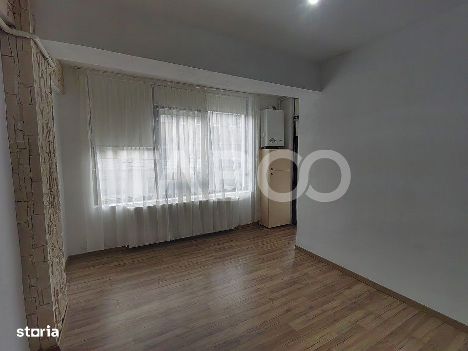 Apartament de vanzare 2 camere decomandate in zona Doamna Stanca