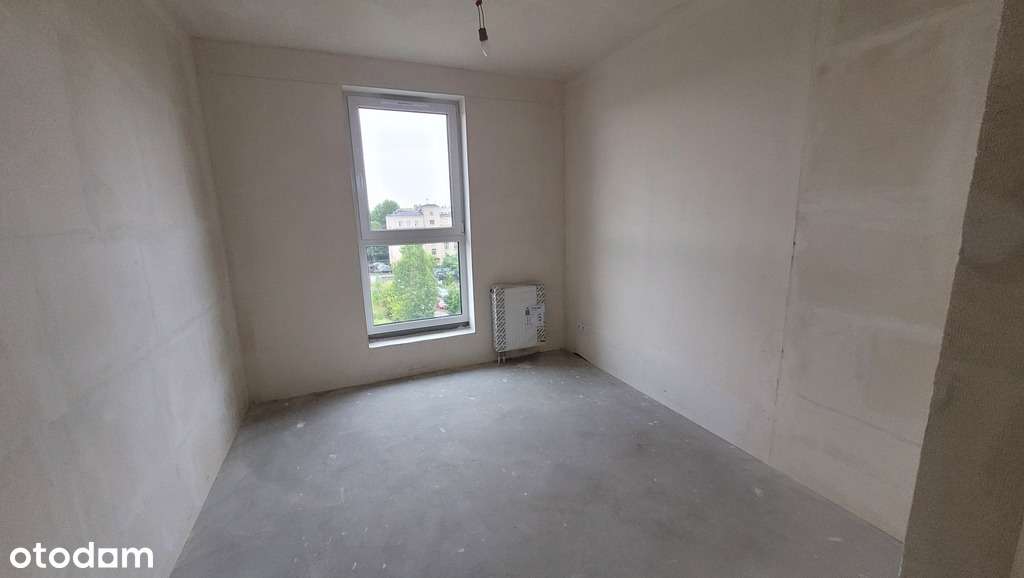 4 pokojowe mieszkanie w ścisłym centrum!-15