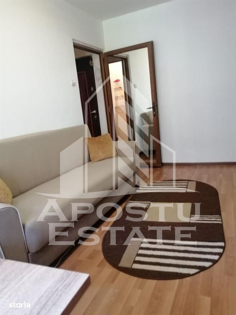 Apartament cu 1 cameracentrala proprie situat in zona Buziasului