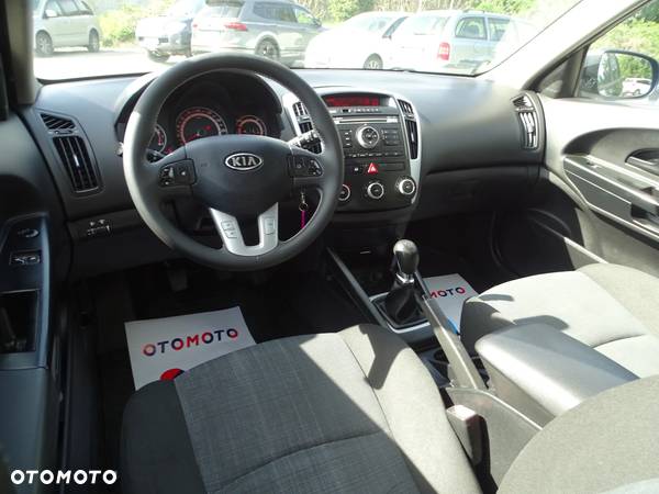 Kia Ceed Cee'd 1.6 Comfort - 15